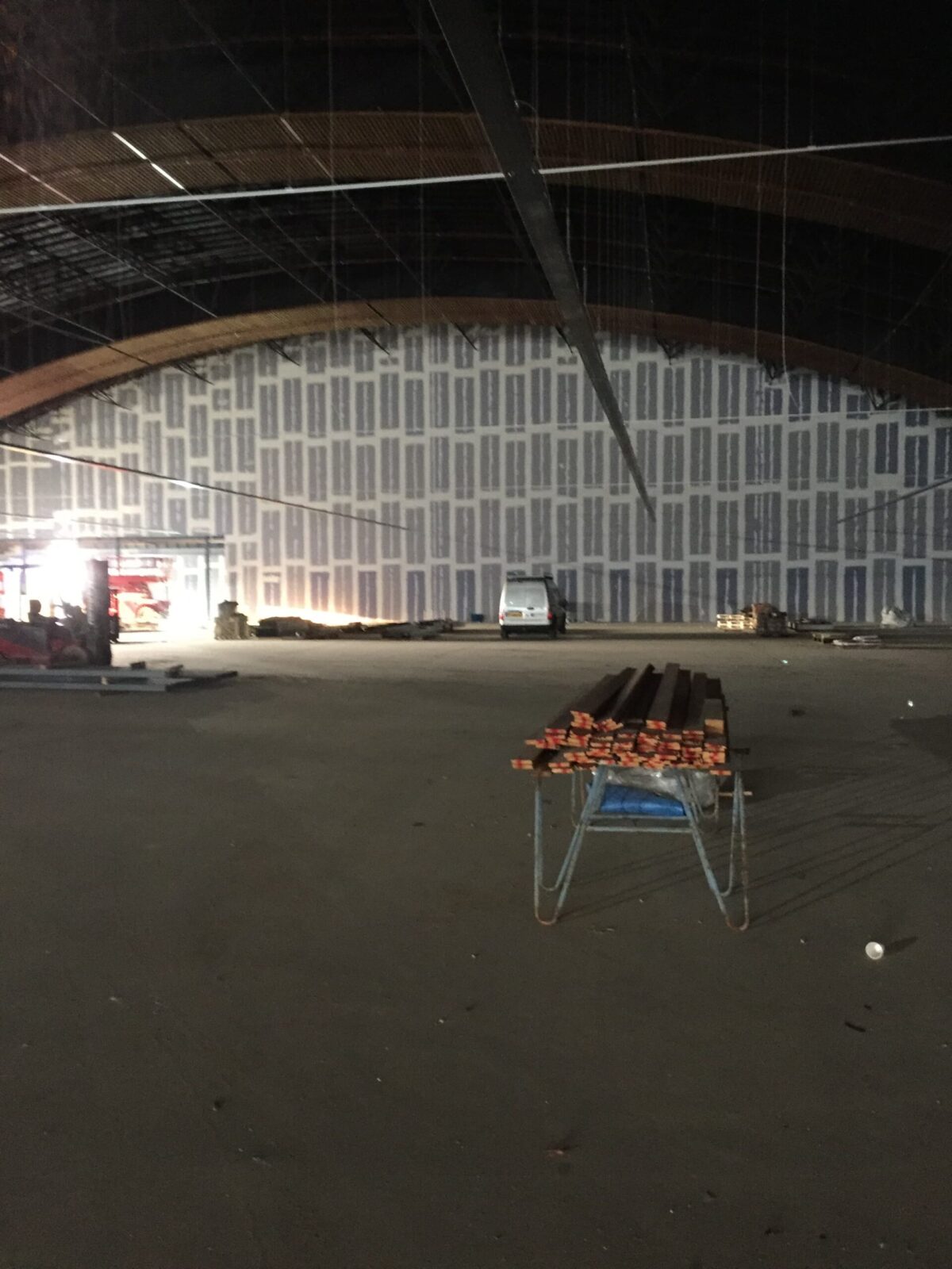 Transformatie van de Rijnhal in Arnhem naar Decathlon winkel